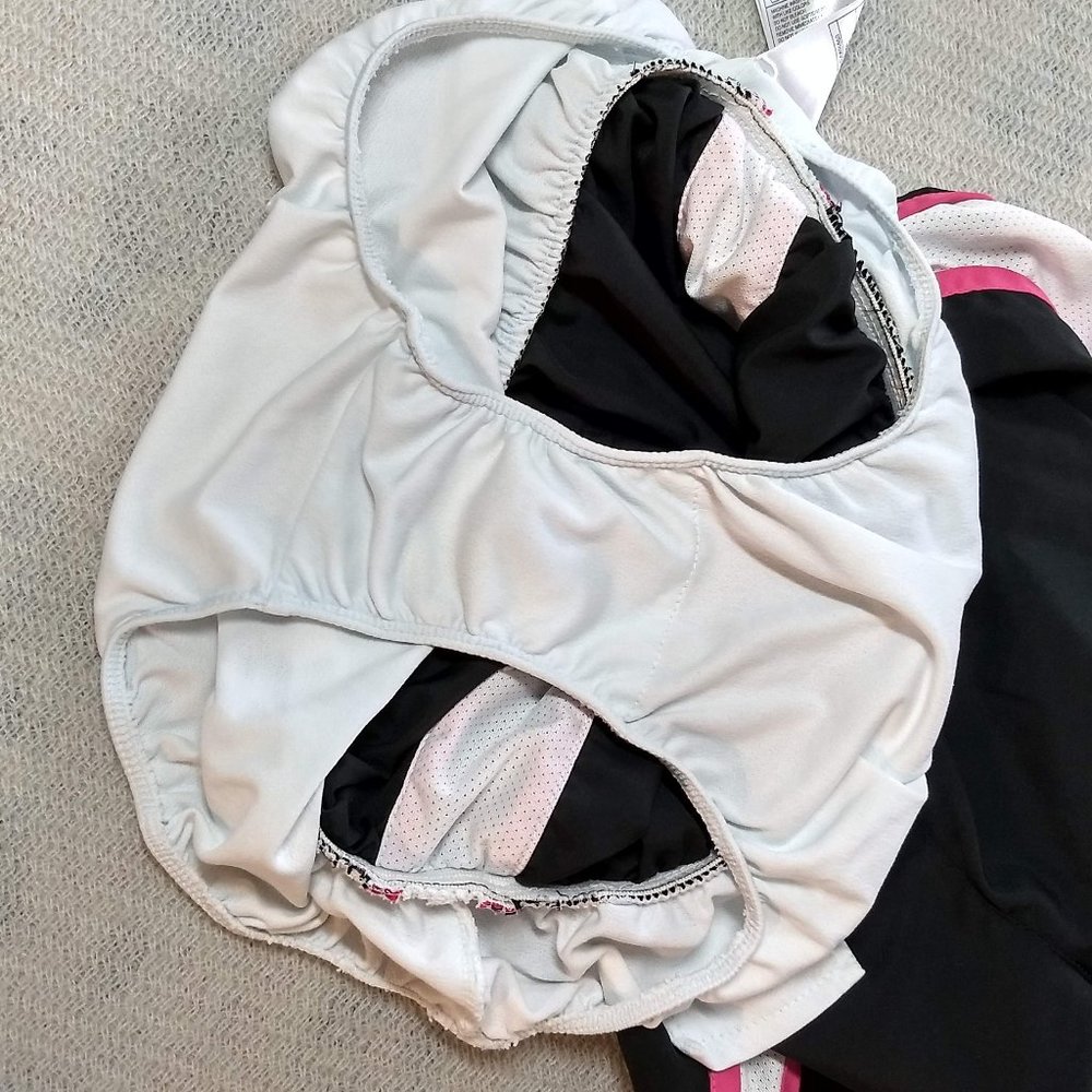 Nike * Lightweight Athletic Shorts, EUC! - Picture 8 of 8